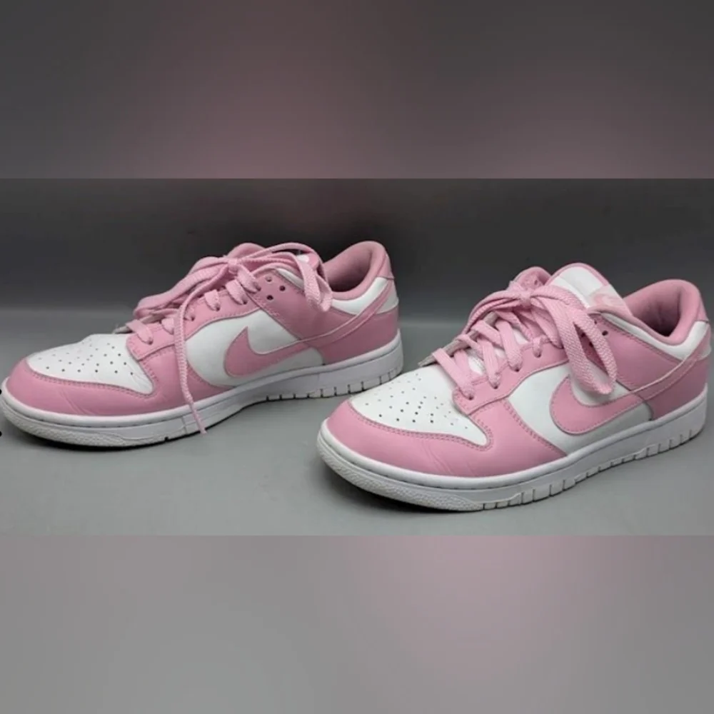 Nike Dunk Low 'Real Pink' Sneakers Wmn's Size 10 Like New MSRP $140 - Picture 5 of 11